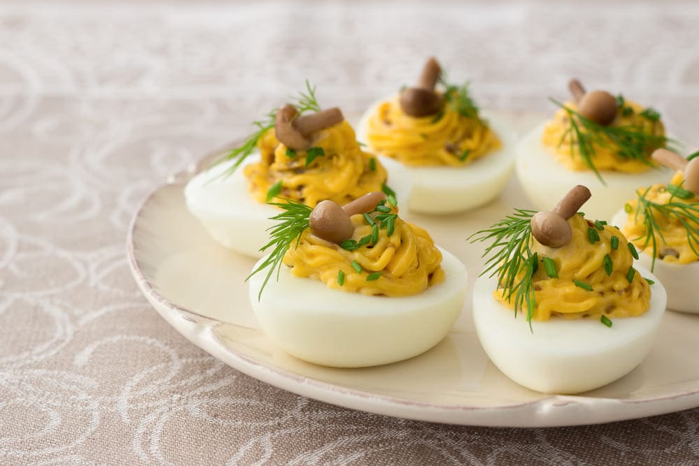 oua umplute cu ciuperci