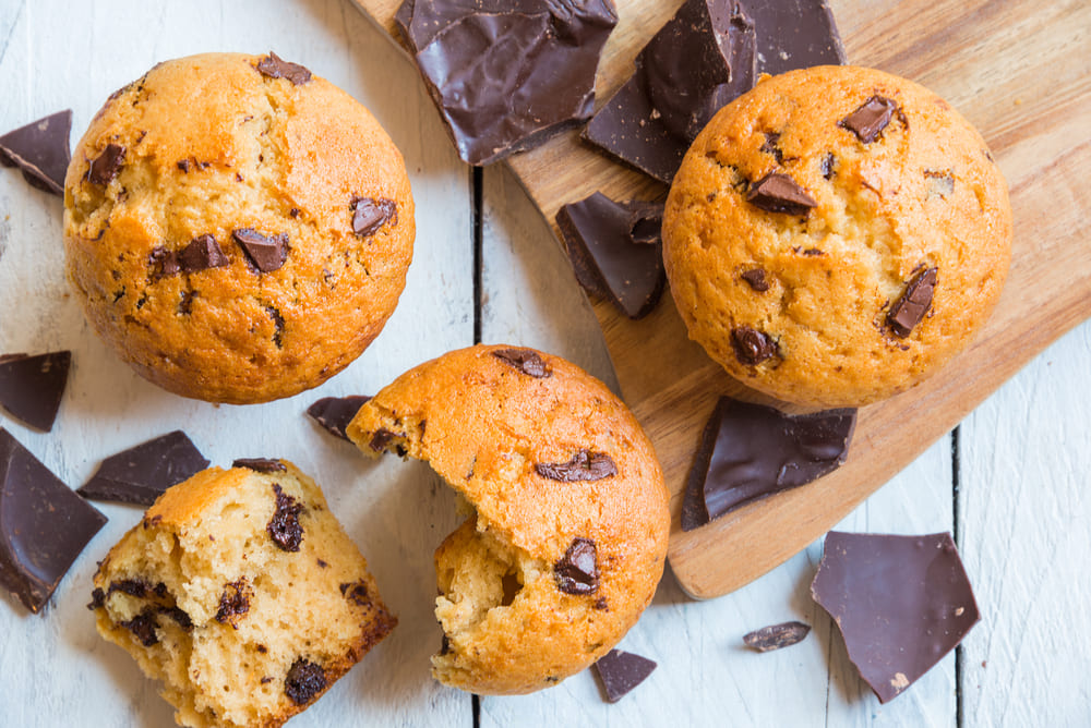 briose cu vanilie si fulgi de ciocolata