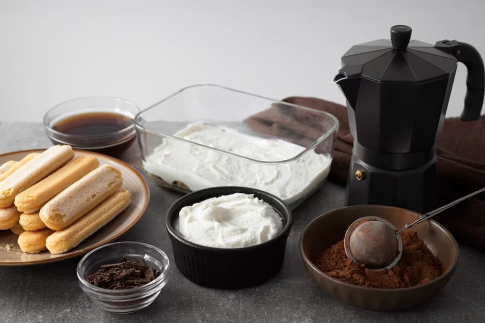 ingrediente pentru preparare tiramisu