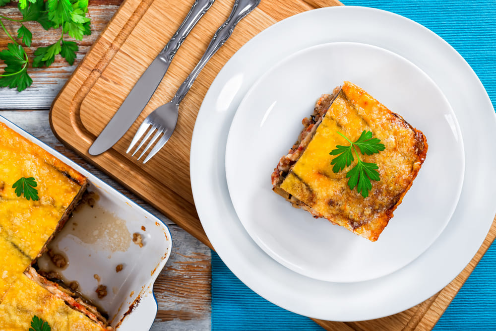 Asamblarea preparatului din cartofi și carne