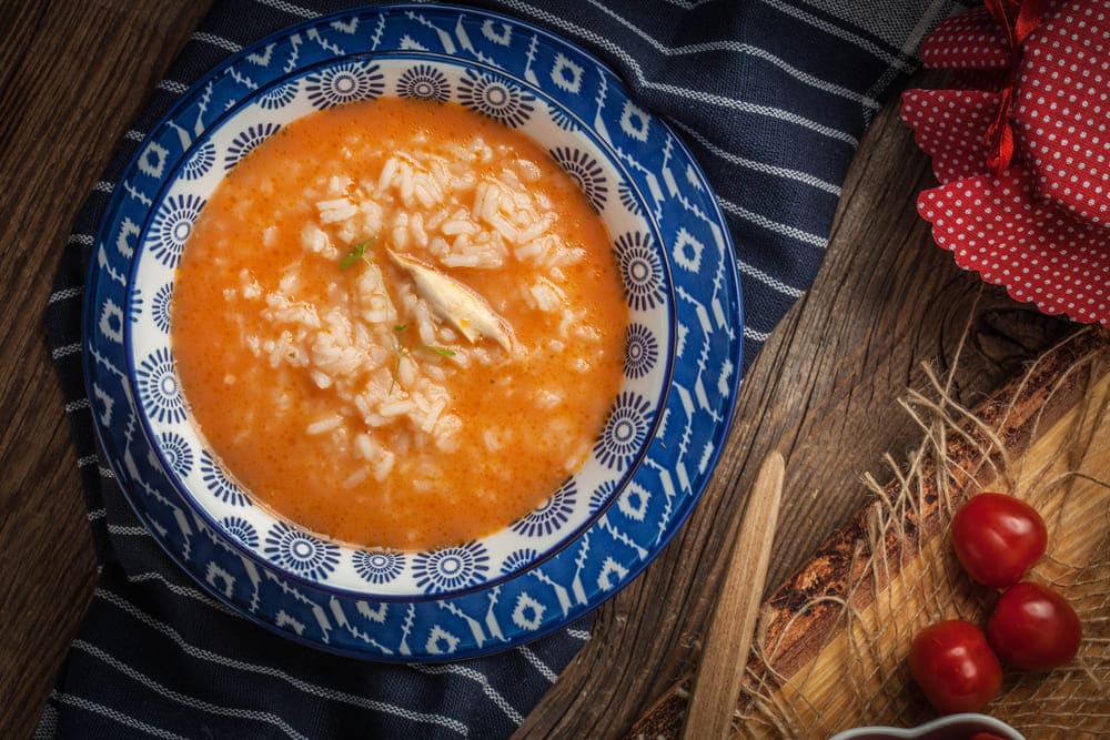 Ingrediente pentru rețeta de ciorbă de roșii cu orez