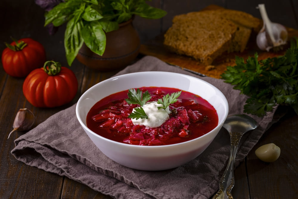 Ciorba de sfacla rosie cu zeama de varza