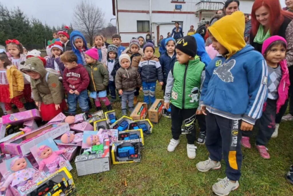 Proiect sustinut de Profi Romania pentru ajutorarea copiilor din medii defavorizate